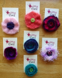 Knitted brooches